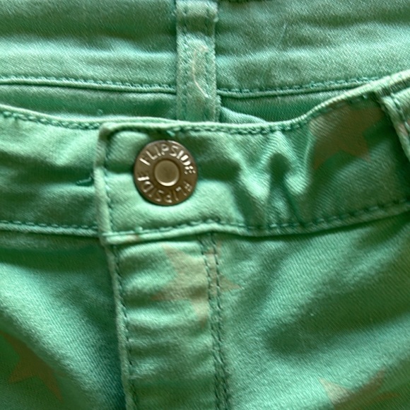 Flip Side Reversible Shorts - Picture 3 of 8